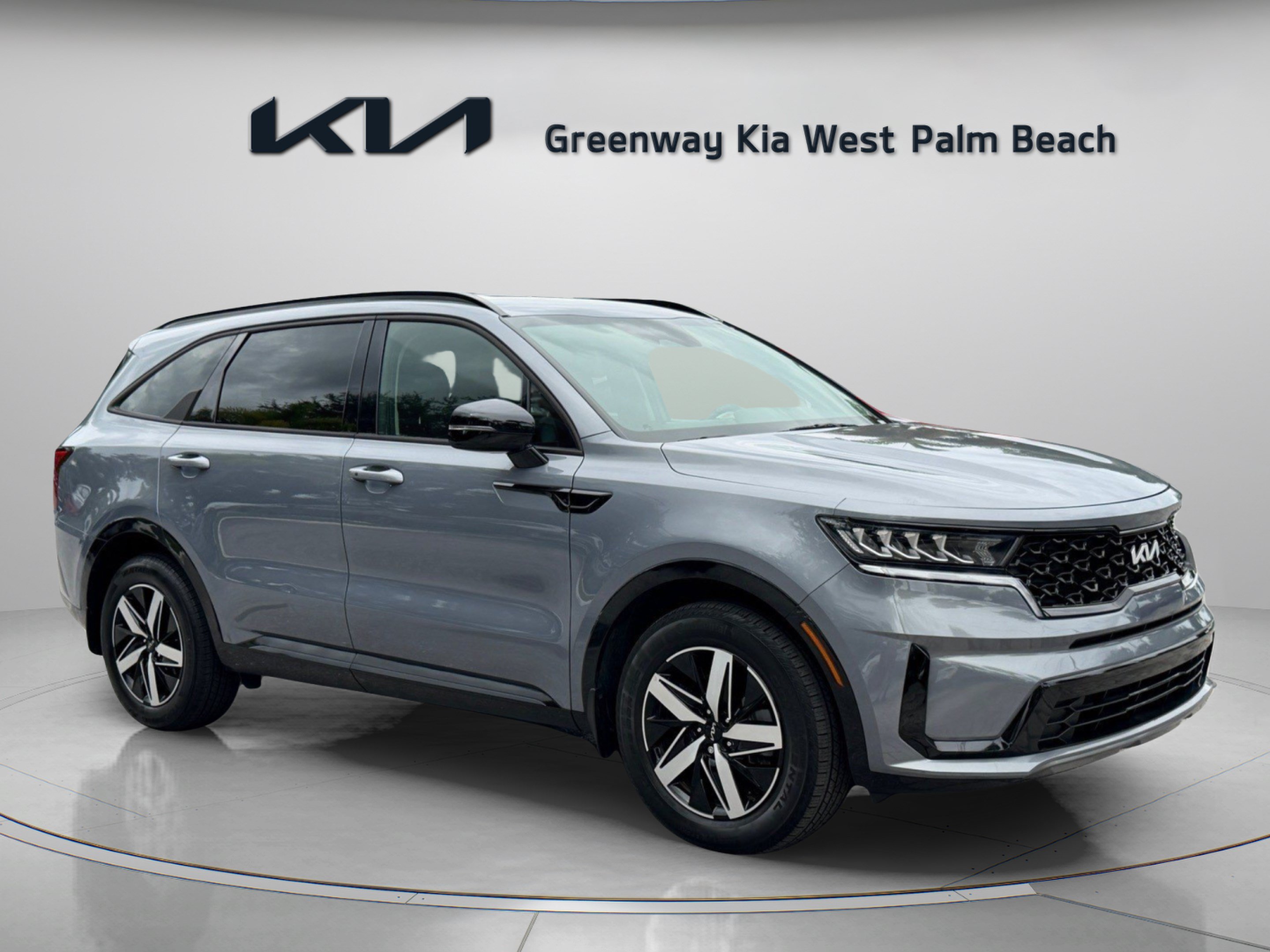 Used 2023 Kia Sorento S FWD image 1