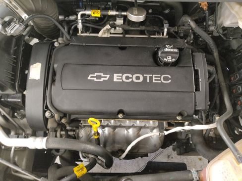 Used 2017 Chevrolet Sonic LT image 30