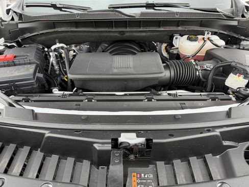 Used 2025 Chevrolet Tahoe LS image 31