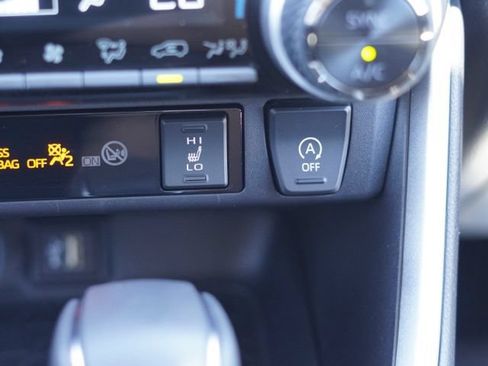 Used 2025 Toyota RAV4 XLE Premium w/ Weather Package AWD/4WD image 33