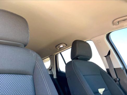 Used 2024 GMC Terrain SLE w/ Elevation Edition FWD image 13