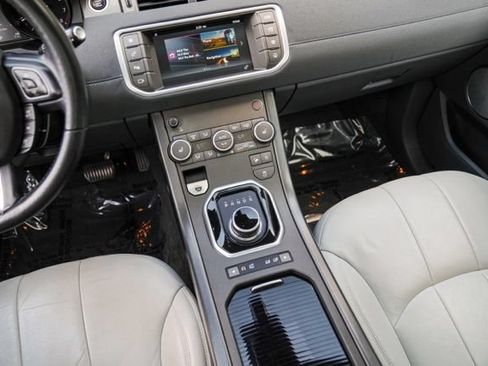 Used 2018 Land Rover Range Rover Evoque SE Premium AWD/4WD image 34