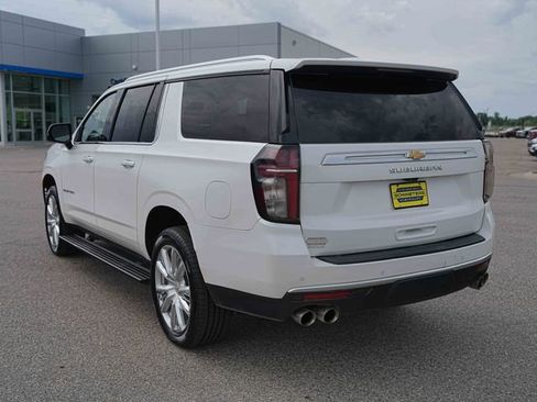 Used 2021 Chevrolet Suburban High Country AWD/4WD image 8