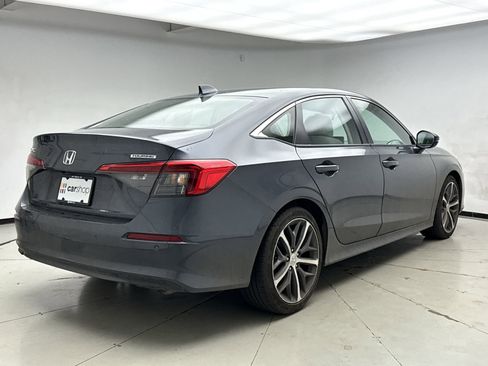 Used 2023 Honda Civic Touring image 5