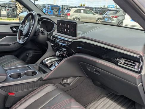 Used 2025 Acura MDX A-Spec image 35
