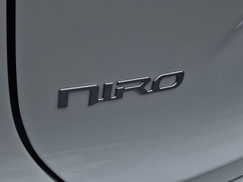 New 2025 Kia Niro Wind w/ Wind Preserve Package image 22