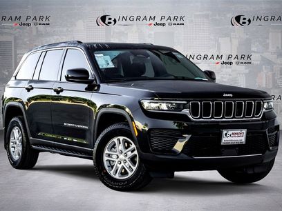 New 2025 Jeep Grand Cherokee Laredo w/ Luxury Tech Group I