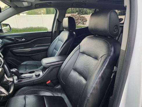 Used 2017 GMC Acadia SLT image 25