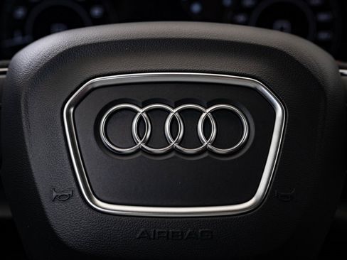 New 2026 Audi RS Q8 performance image 33