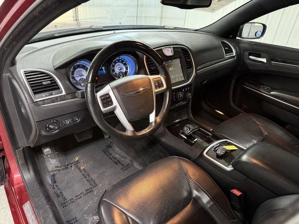 Used 2014 Chrysler 300 C AWD/4WD image 13