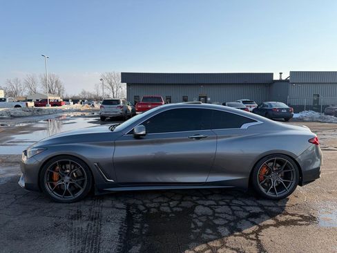 Used 2018 INFINITI Q60 3.0t Luxe w/ Sensory Package 3.0T Luxe image 7