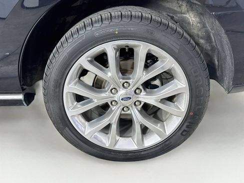 Used 2019 Ford Expedition Platinum RWD image 35