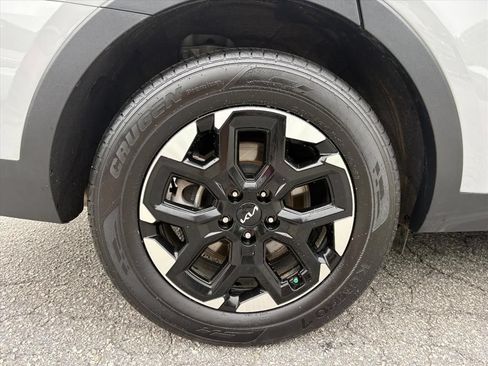 Used 2025 Kia Sorento S FWD image 26