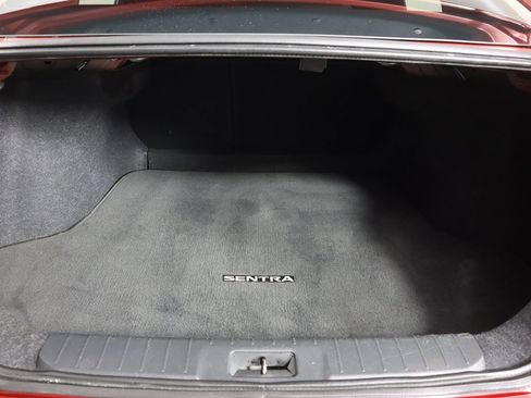 Used 2022 Nissan Sentra SV image 17