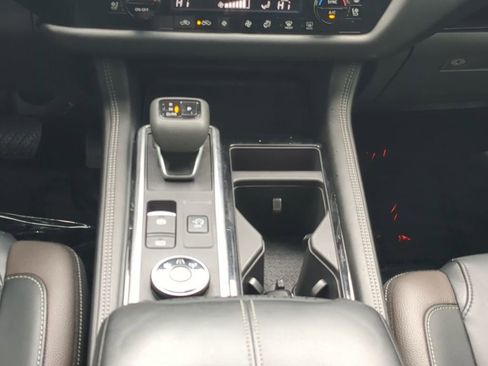 Certified 2024 Nissan Pathfinder Platinum w/ Cargo Package image 18