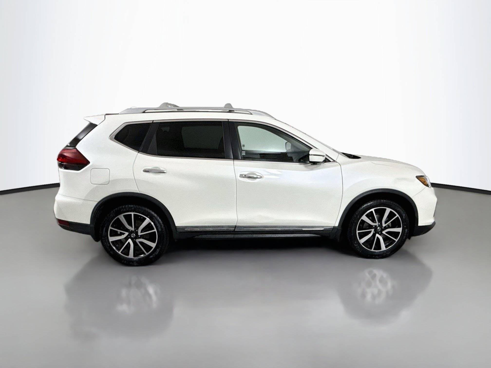 Used 2020 Nissan Rogue SL w/ Premium Package FWD image 8