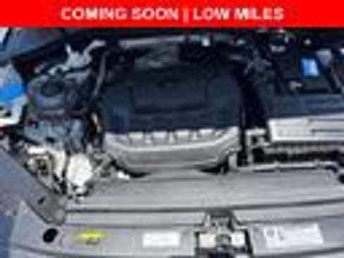 Used 2019 Volkswagen Tiguan S FWD image 13