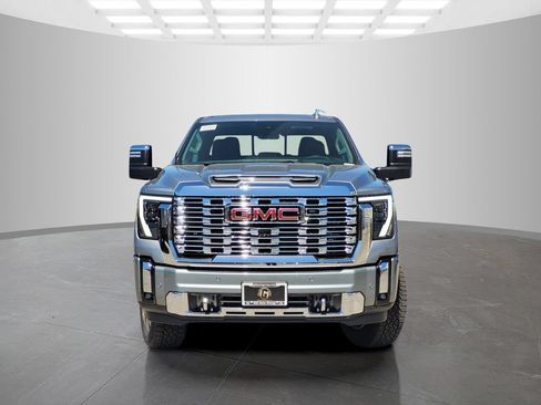 New 2026 GMC Sierra 2500 Denali w/ Denali Reserve Package AWD/4WD image 2