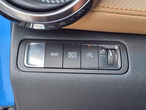 New 2026 Chevrolet Equinox ACTIV AWD/4WD image 16