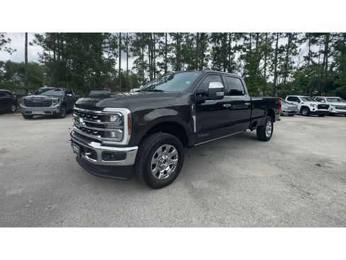 Used 2024 Ford F250 Lariat w/ Lariat Ultimate Package AWD/4WD image 4