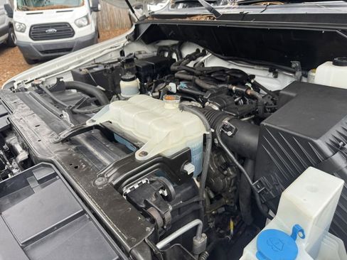 Used 2018 Nissan NV 2500 SV w/ Navigation Package image 10