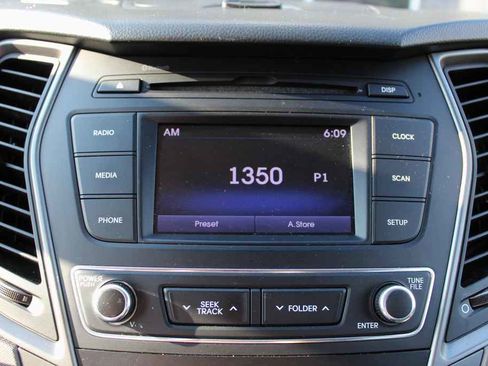 Used 2018 Hyundai Santa Fe Sport image 19