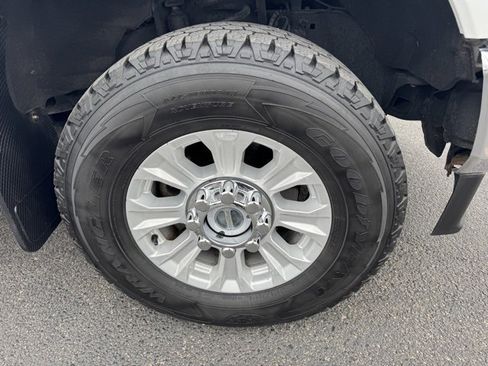 Used 2020 Ford F350 XLT w/ XLT Value Package image 9