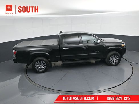Used 2023 Toyota Tacoma Limited image 47