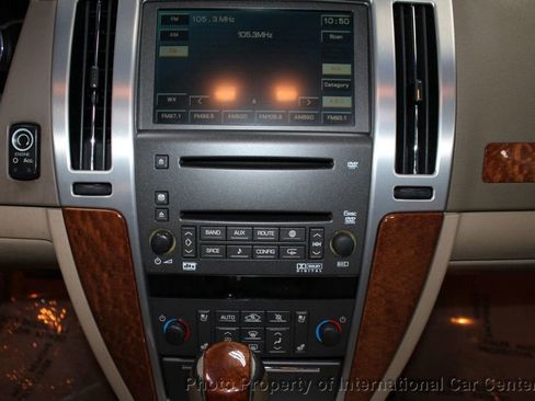 Used 2010 Cadillac STS w/ Performance Handling Package image 17