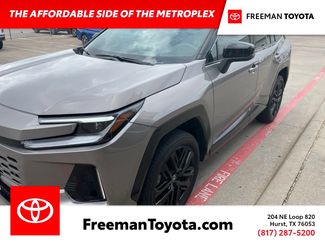 Used 2026 Toyota RAV4 XSE w/ Weather Package AWD/4WD video 1