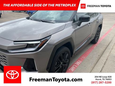 Used 2026 Toyota RAV4 XSE w/ Weather Package AWD/4WD image 1