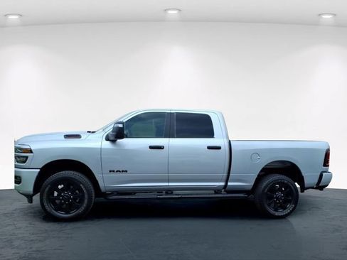 Used 2026 RAM 2500 Big Horn AWD/4WD image 4