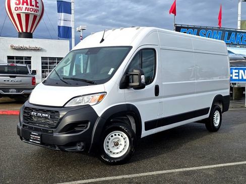 Used 2025 RAM ProMaster 2500 w/ Storage Group image 3