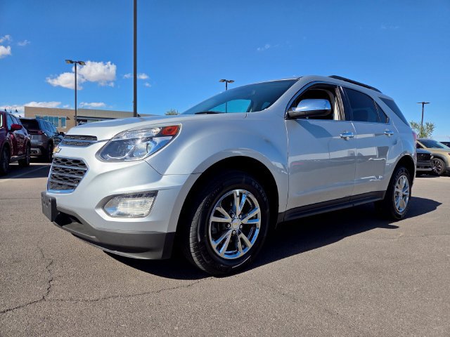 Used 2017 Chevrolet Equinox LT AWD/4WD image 2