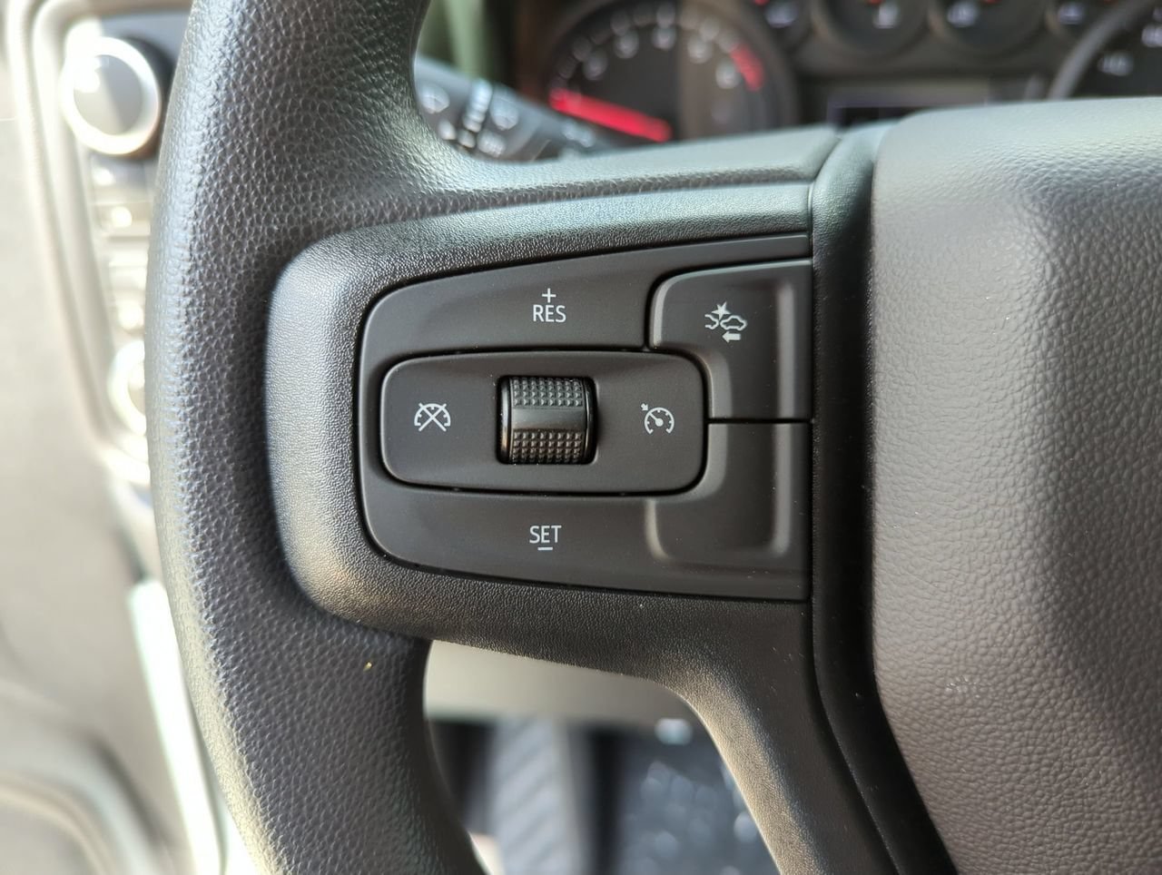 Used 2026 Chevrolet Silverado 1500 Custom AWD/4WD image 12