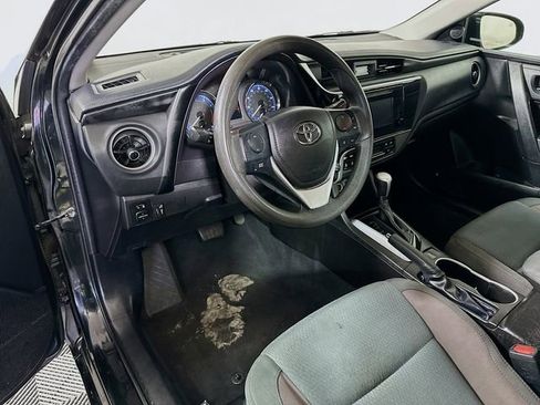 Used 2019 Toyota Corolla LE image 10