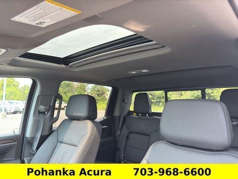 Used 2025 GMC Sierra 1500 SLT w/ SLT Premium Package AWD/4WD image 18