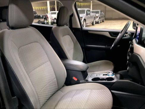 Certified 2022 Ford Escape SE w/ Convenience Package AWD/4WD image 7