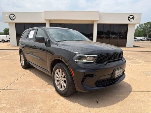 Used 2024 Dodge Durango GT AWD/4WD image 2
