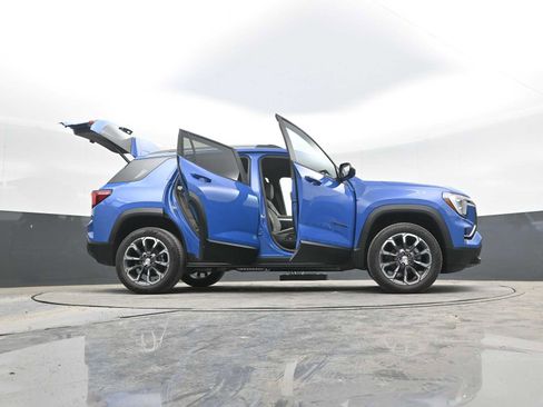 New 2026 GMC Terrain Elevation w/ Elevation Premium Package image 52