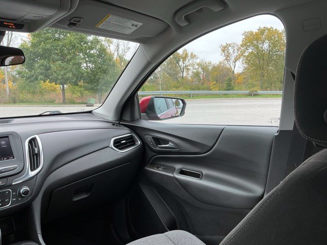 Used 2024 Chevrolet Equinox LT w/ LPO, Floor Liner Package FWD image 28