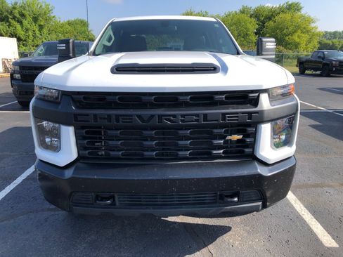 Used 2020 Chevrolet Silverado 2500 W/T w/ WT Convenience Package AWD/4WD image 2