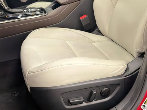 Certified 2025 MAZDA CX-30 AWD 2.5 S w/ Premium Package image 16