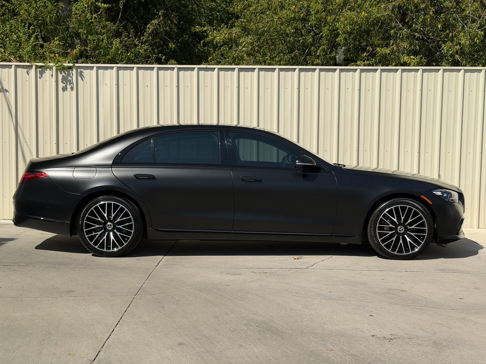 Used 2022 Mercedes-Benz S 500 4MATIC image 4