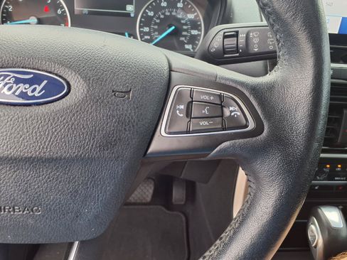 Used 2021 Ford EcoSport Titanium FWD image 19