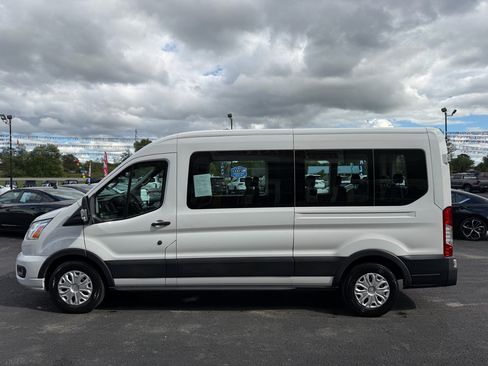 Used 2021 Ford Transit 350 XLT image 9