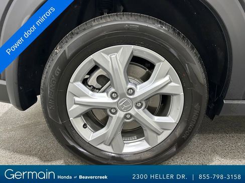 Used 2025 Honda HR-V LX image 12