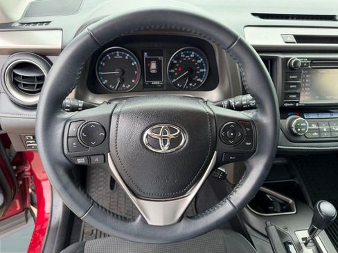 Used 2018 Toyota RAV4 XLE w/ Plus Extra Value Package image 14
