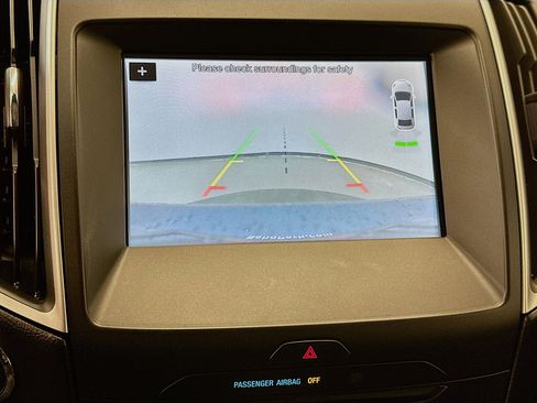 Used 2017 Ford Edge SEL w/ Equipment Group 201A image 23