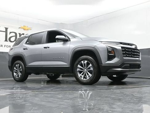 New 2026 Chevrolet Equinox LT w/ Safety and Technology Package FWD image 2